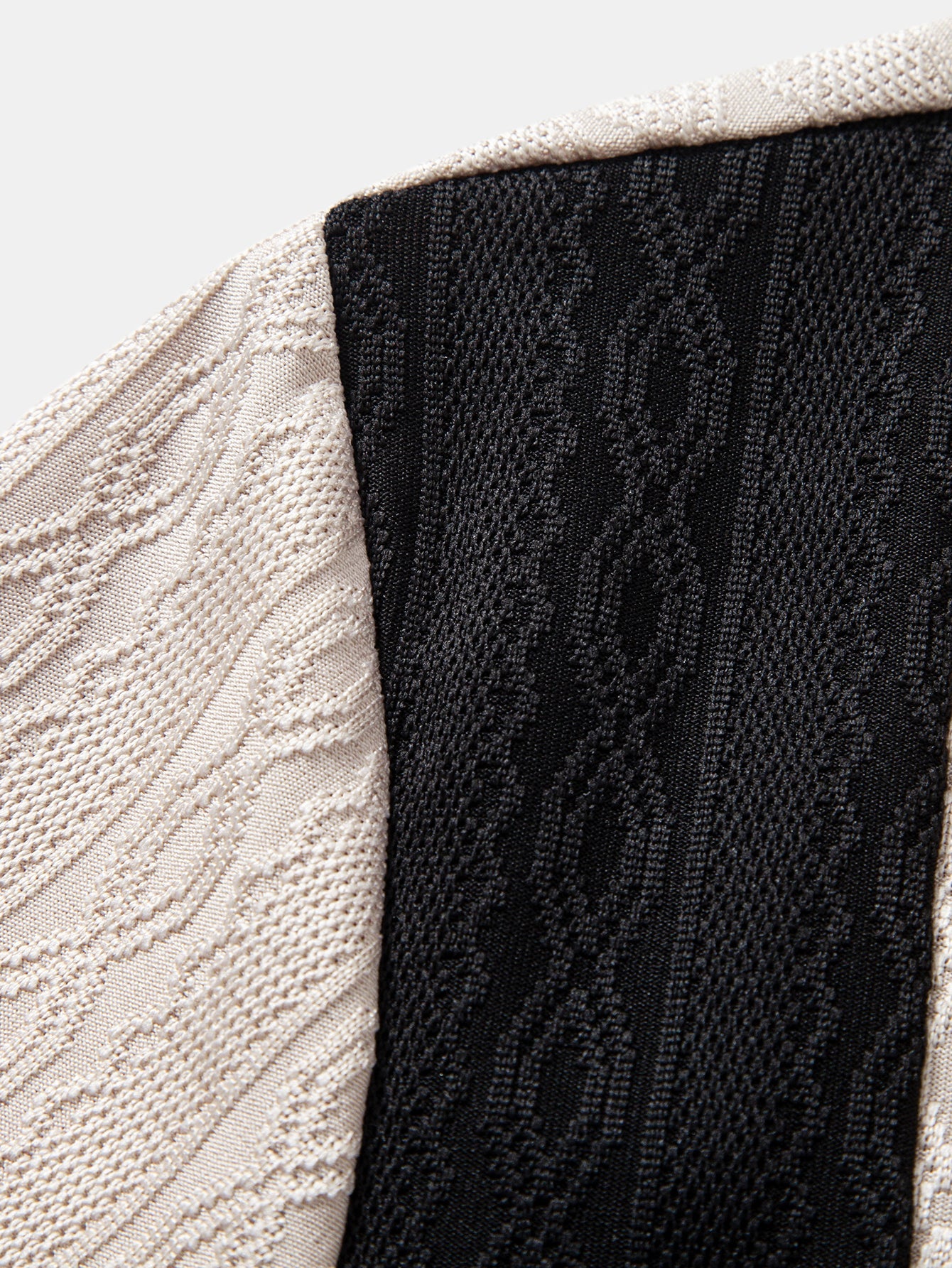 Two Tone Twisted Jacquard Zipper Knit Polo