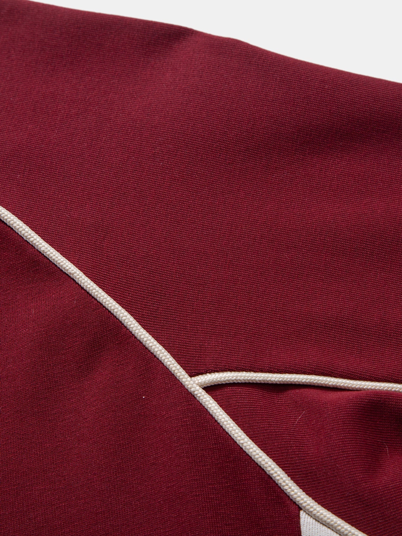 Contrast Piping V-Neck Raglan Sleeve T-Shirt