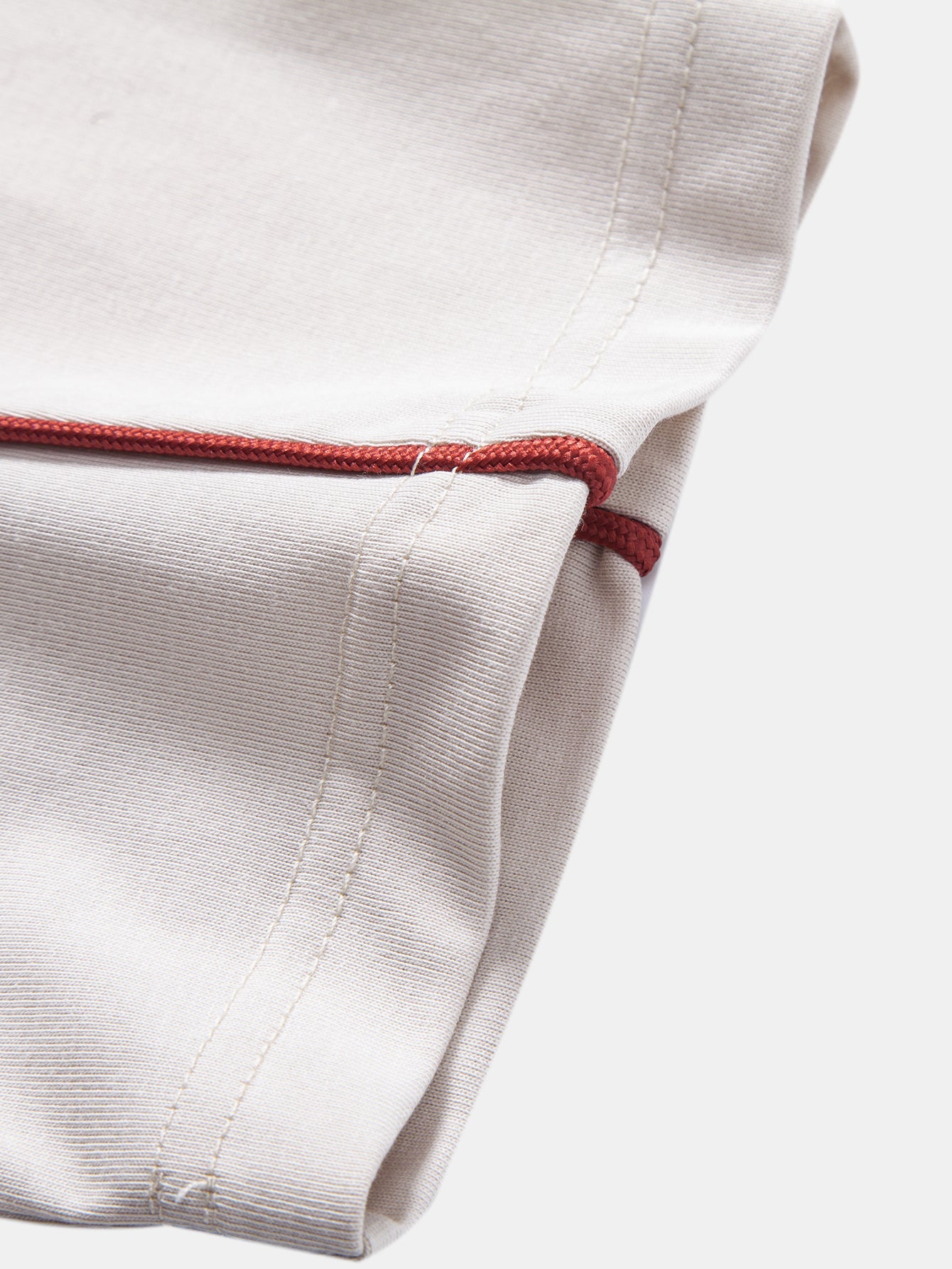 Contrast Piping V-Neck Raglan Sleeve T-Shirt