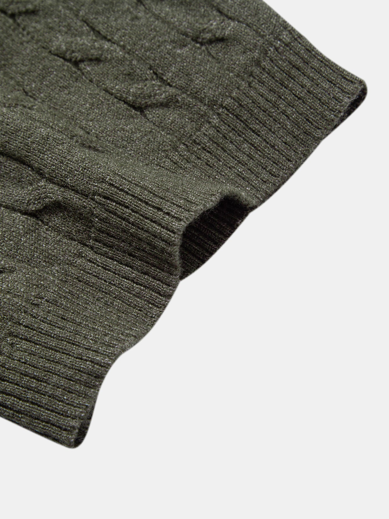 Twisted Jacquard Crew Collar Knit T-Shirt