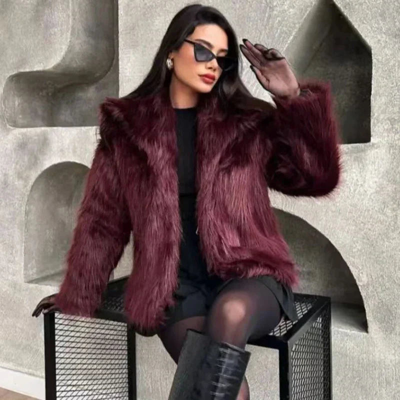 معطف الفرو الصناعي من ألباين غرايس