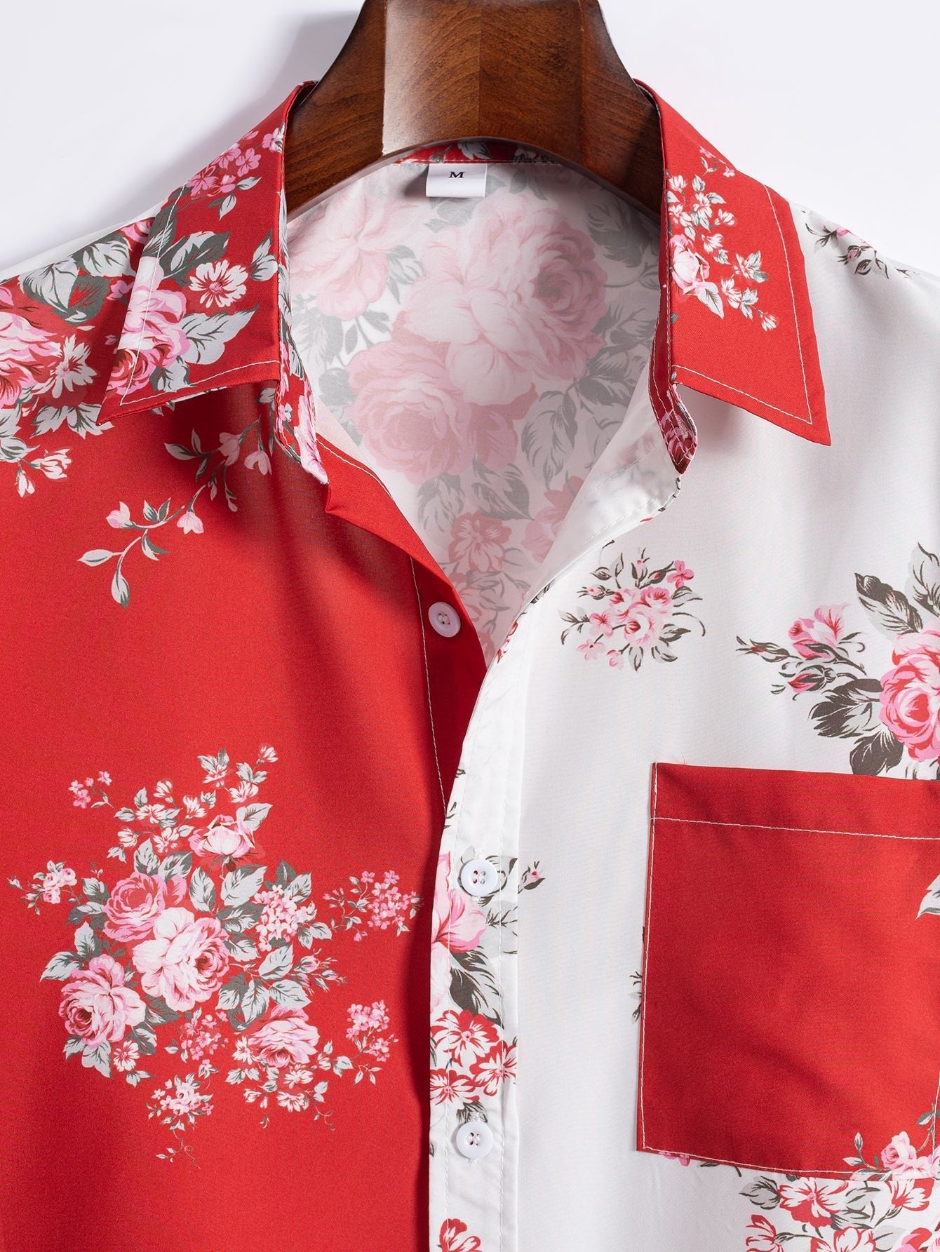 قميص مزخرف بأزرار مع تصميم وردتين
